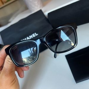 Chanel square Sunglasses polarized
